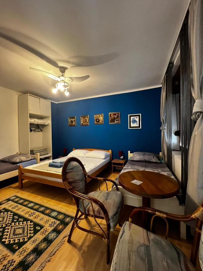 Apartments Azra Мостар Экстерьер фото